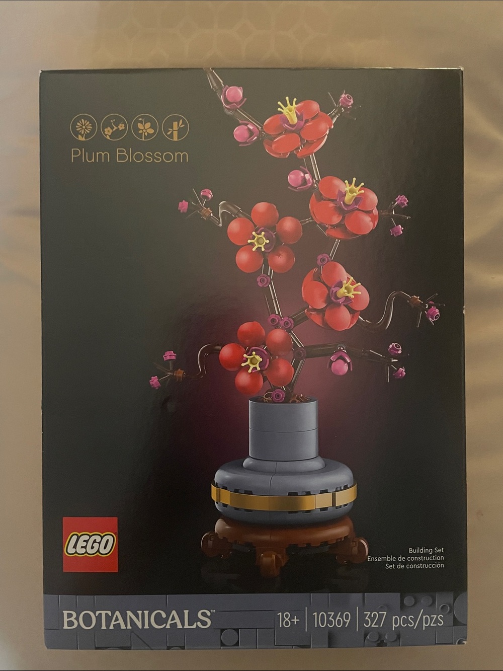 LEGO Plum Blossom Floral Display in Red and Pink